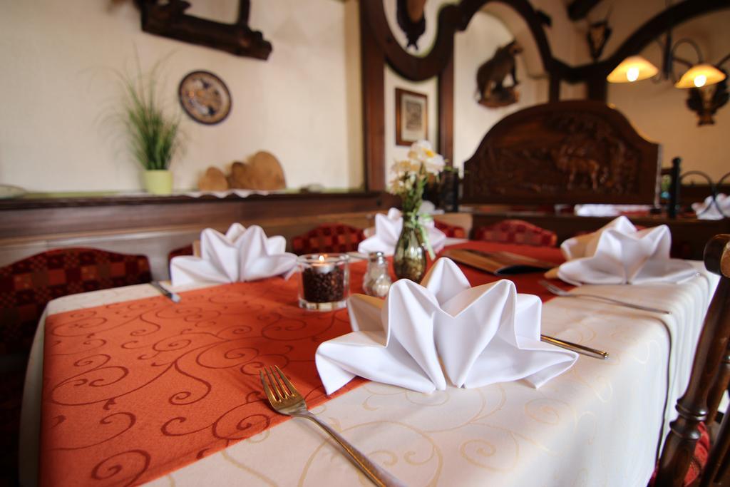 Hotel - Restaurant Berghof Berghausen  Exteriér fotografie